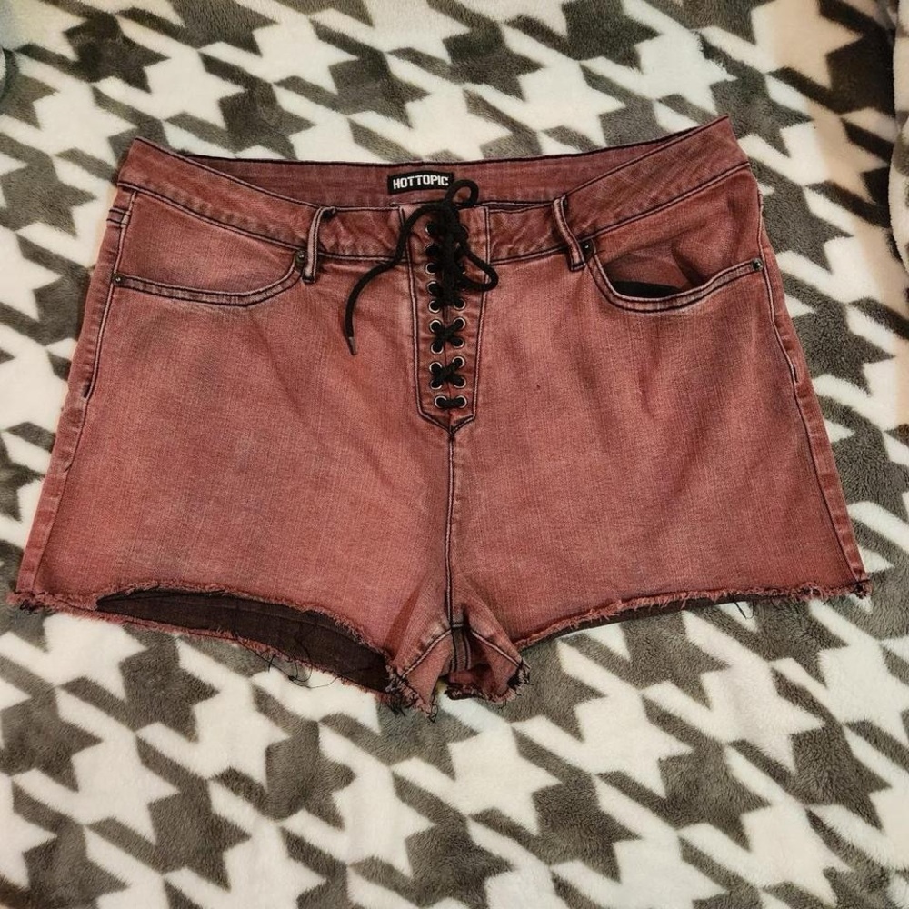SIZE 15 Black Lace Up Red Hot Topic Shorts